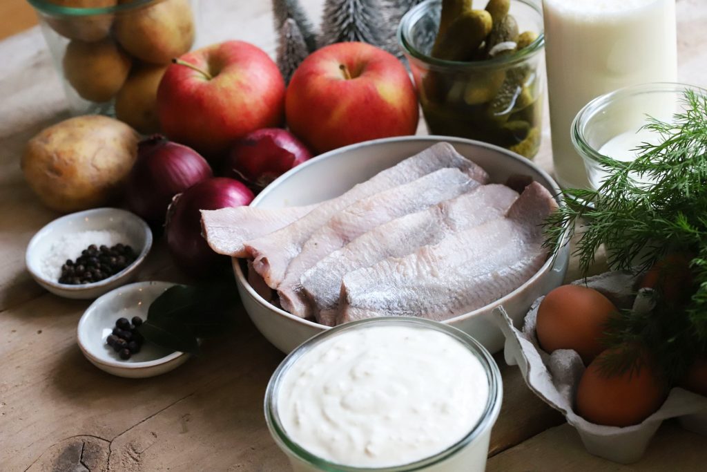 Eingelegte Matjes in Sahne-Apfeldressing... ein super Jahresstart