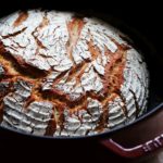 Ein Laib Mit Seele - Selbstgebackenes Weizen-Roggen Brot