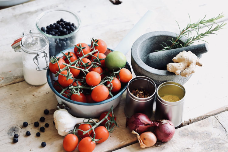Curry Ketchup ganz ohne Zucker - Echtes Kochen! - zartbitter &amp; zuckersüss