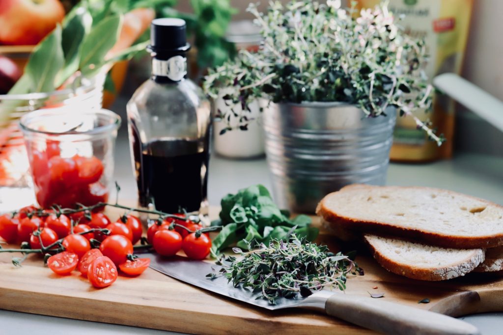 Tomaten-Brot-Suppe: Das Beste aus Resten - zartbitter &amp; zuckersüss